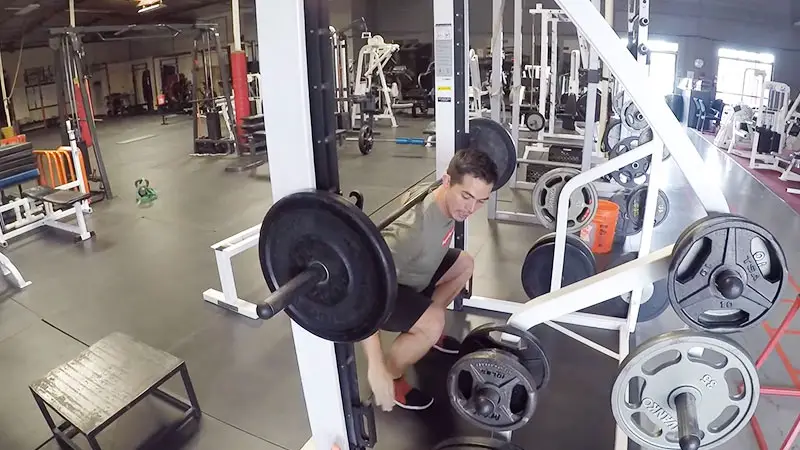 Why You Shouldn't Use a Smith Machine?