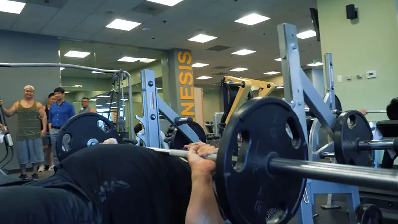 Bench Press With An Arched Back