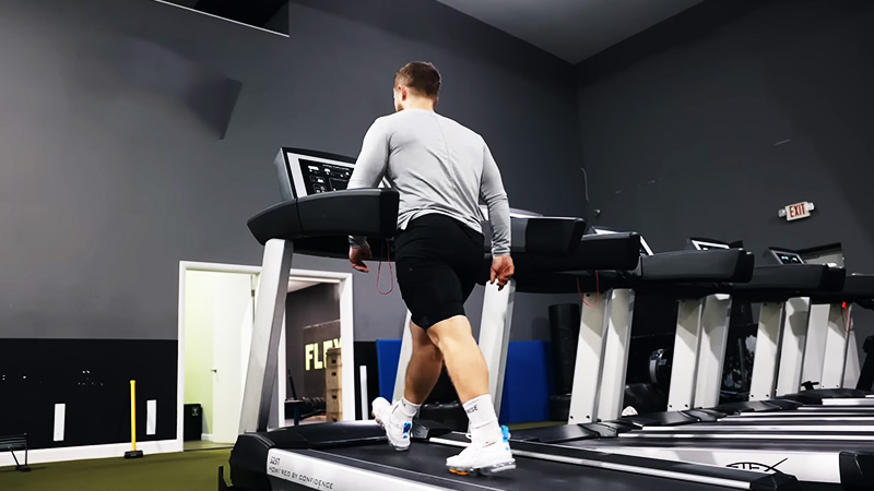 Treadmill-Trim-Your-Legs
